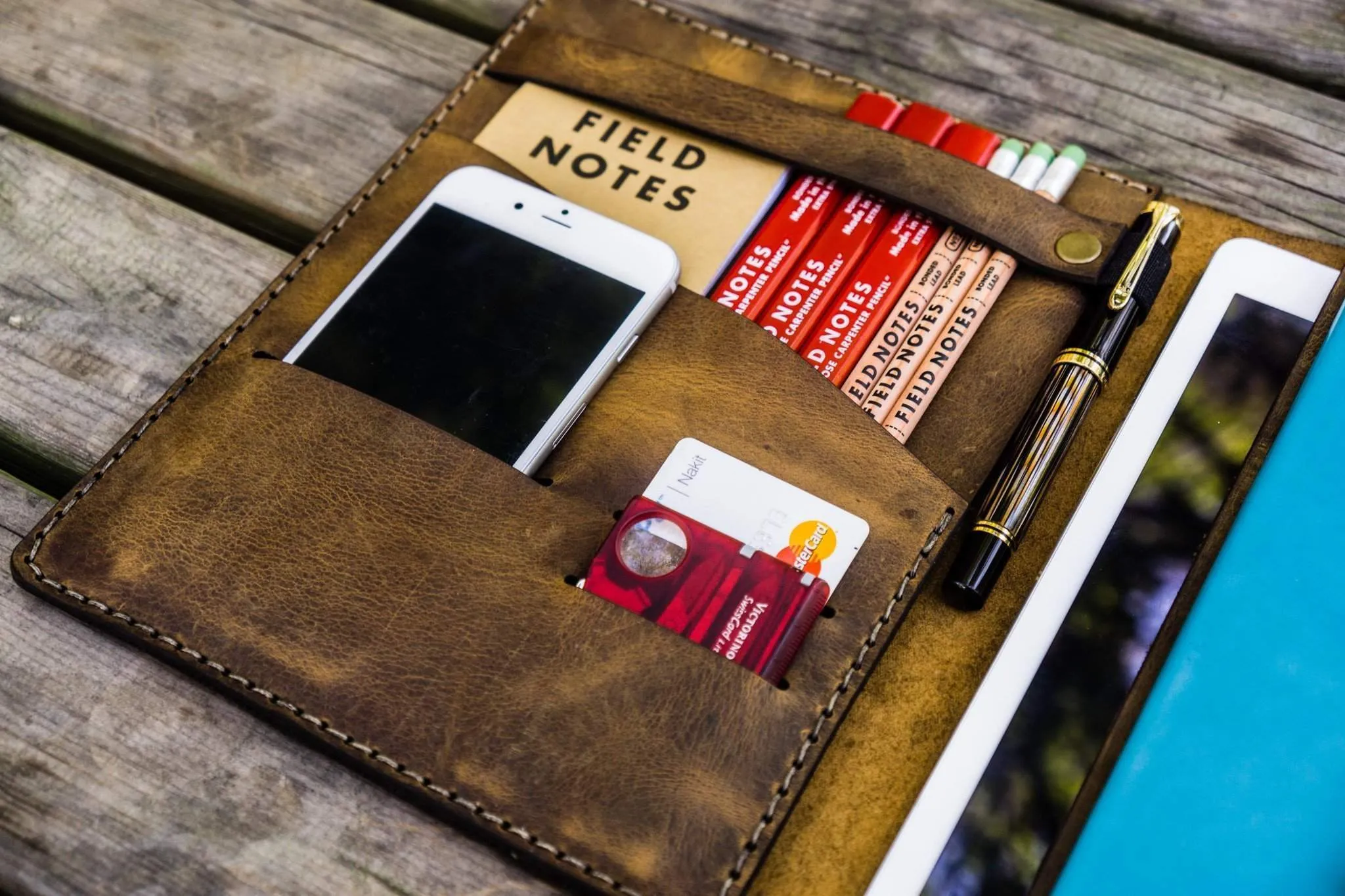 iPad Air/Pro & Extra Large Moleskine Cover - Crazy Horse Brown