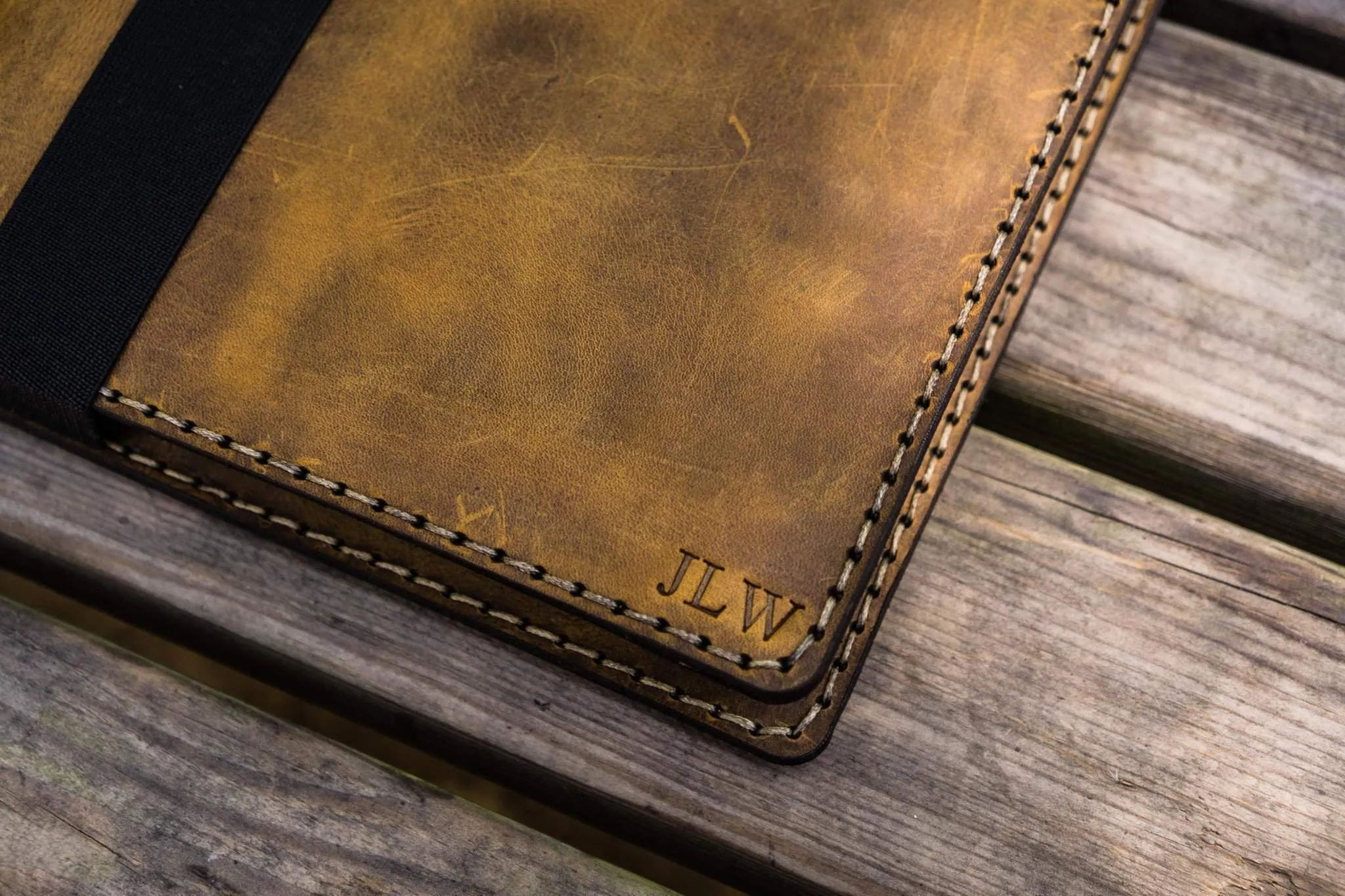 iPad Air/Pro & Extra Large Moleskine Cover - Crazy Horse Brown