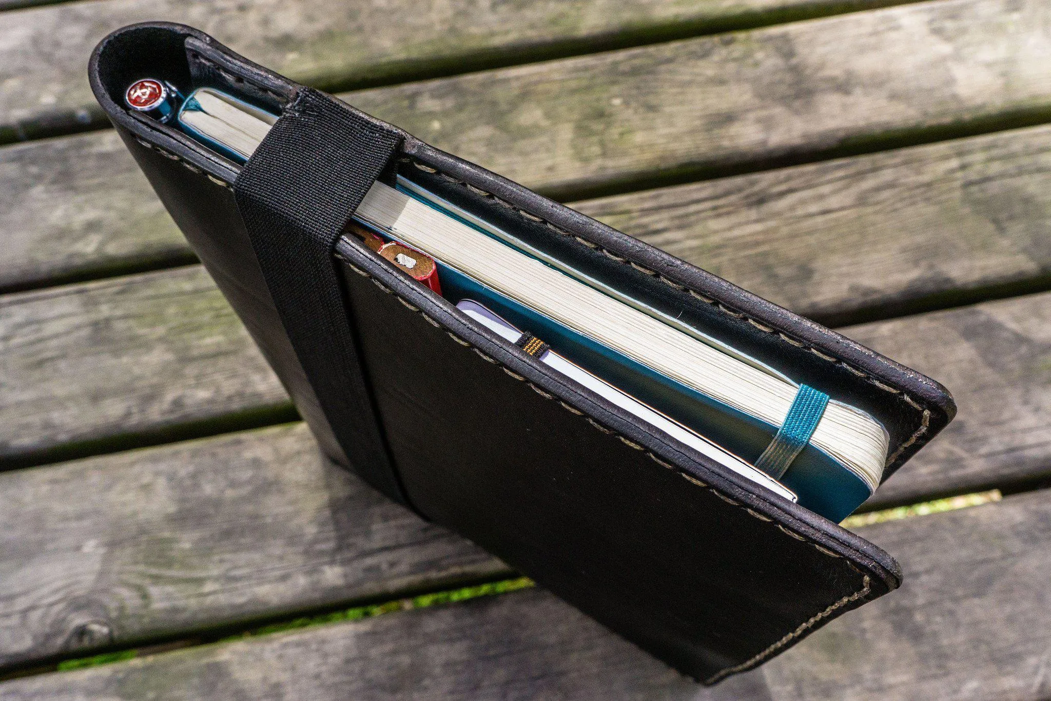 Leather Leuchtturm1917 B5 Notebook & iPad Air/Pro Cover - Black