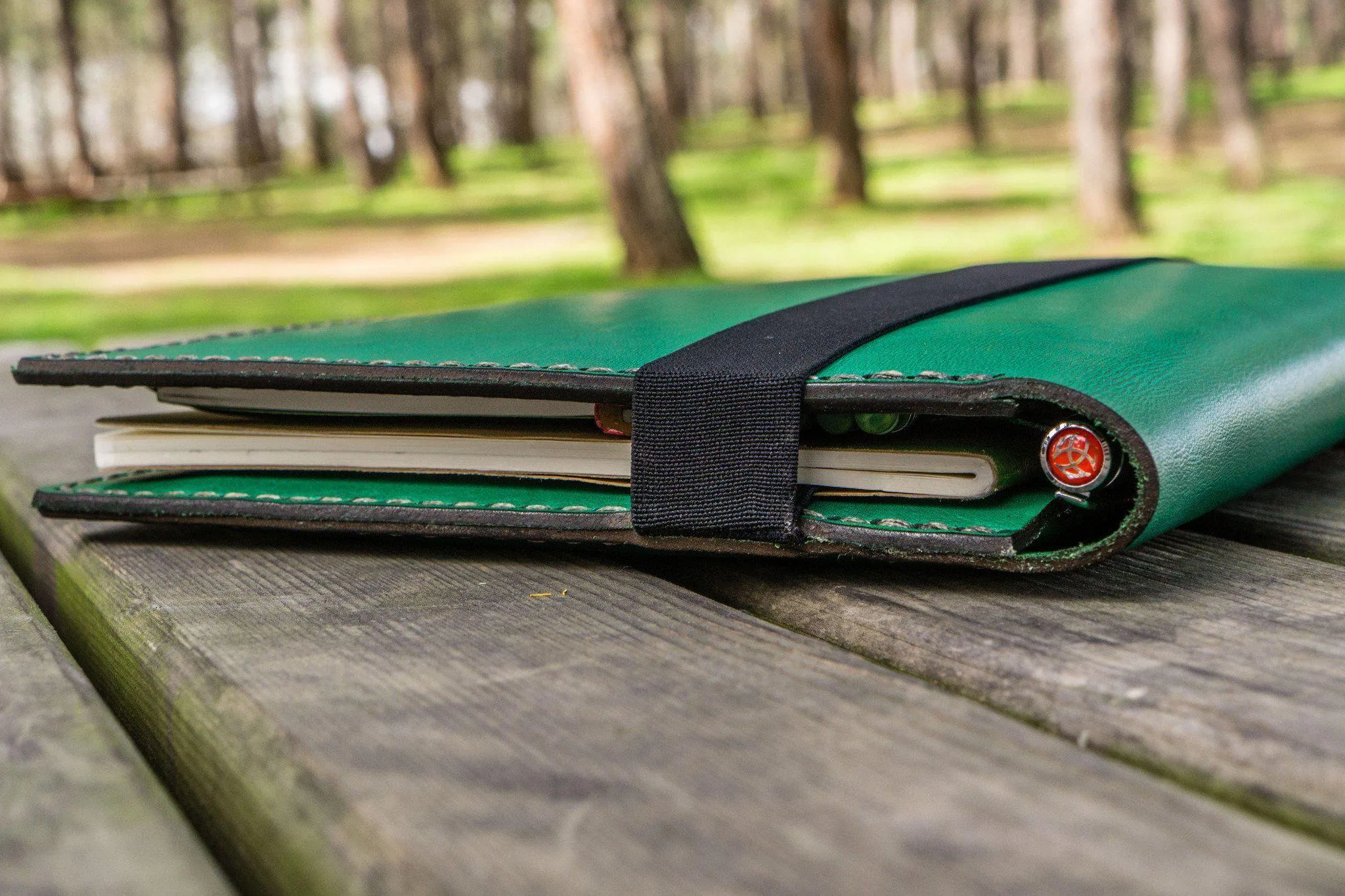 Leather Leuchtturm1917 B5 Notebook & iPad Air/Pro Cover - Green