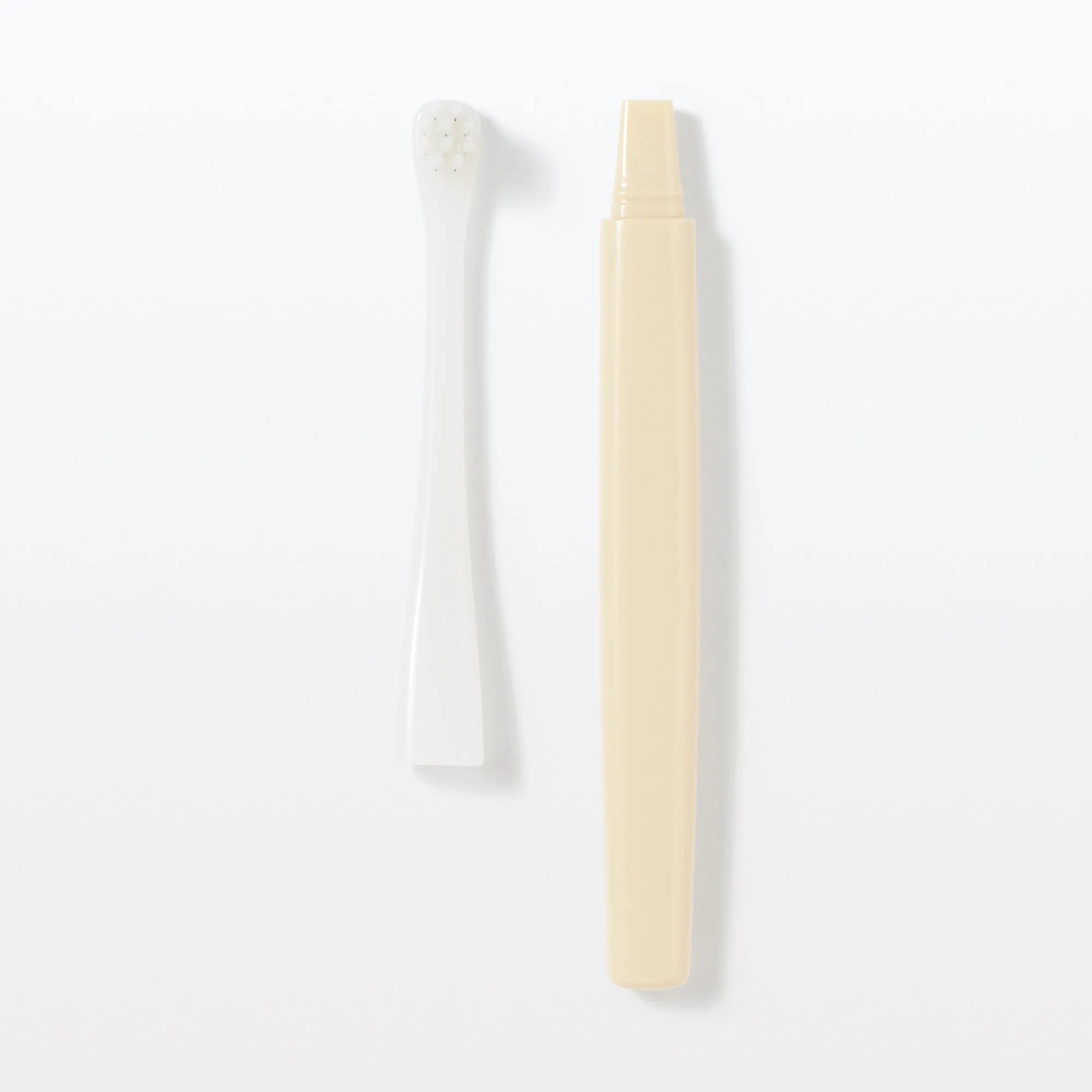 Replaceable Head Compact Medium Toothbrush - Yellow