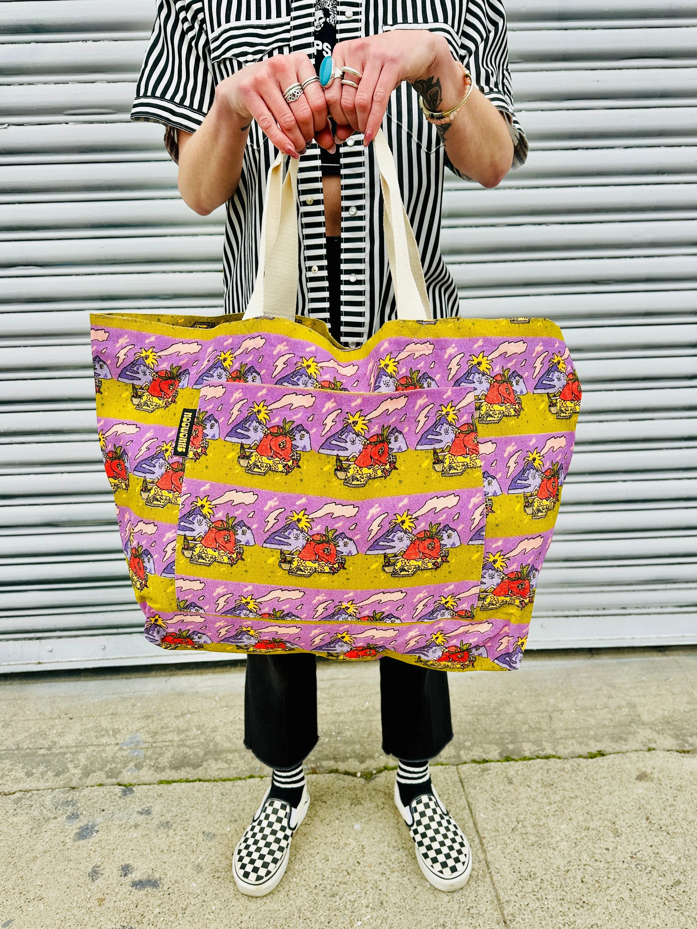 The Mega Tote - Jammin'