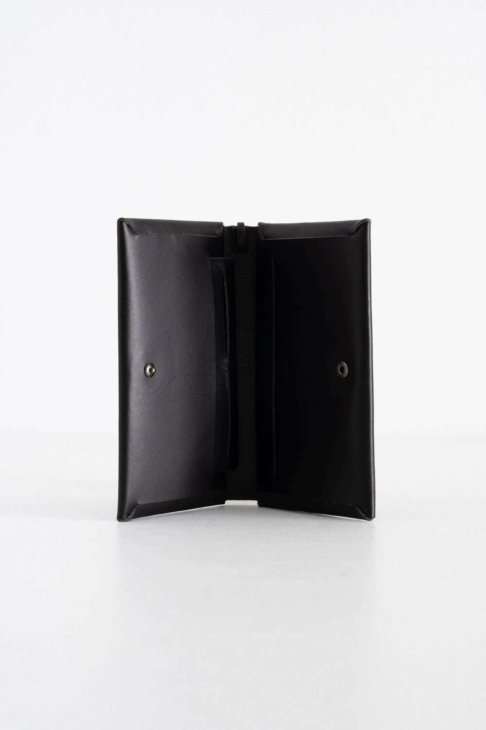WOVEN PASSPORT WALLET - BLACK